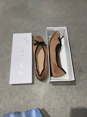 Taryn Rose Camel Knit Ballet Flats with Black Trim
